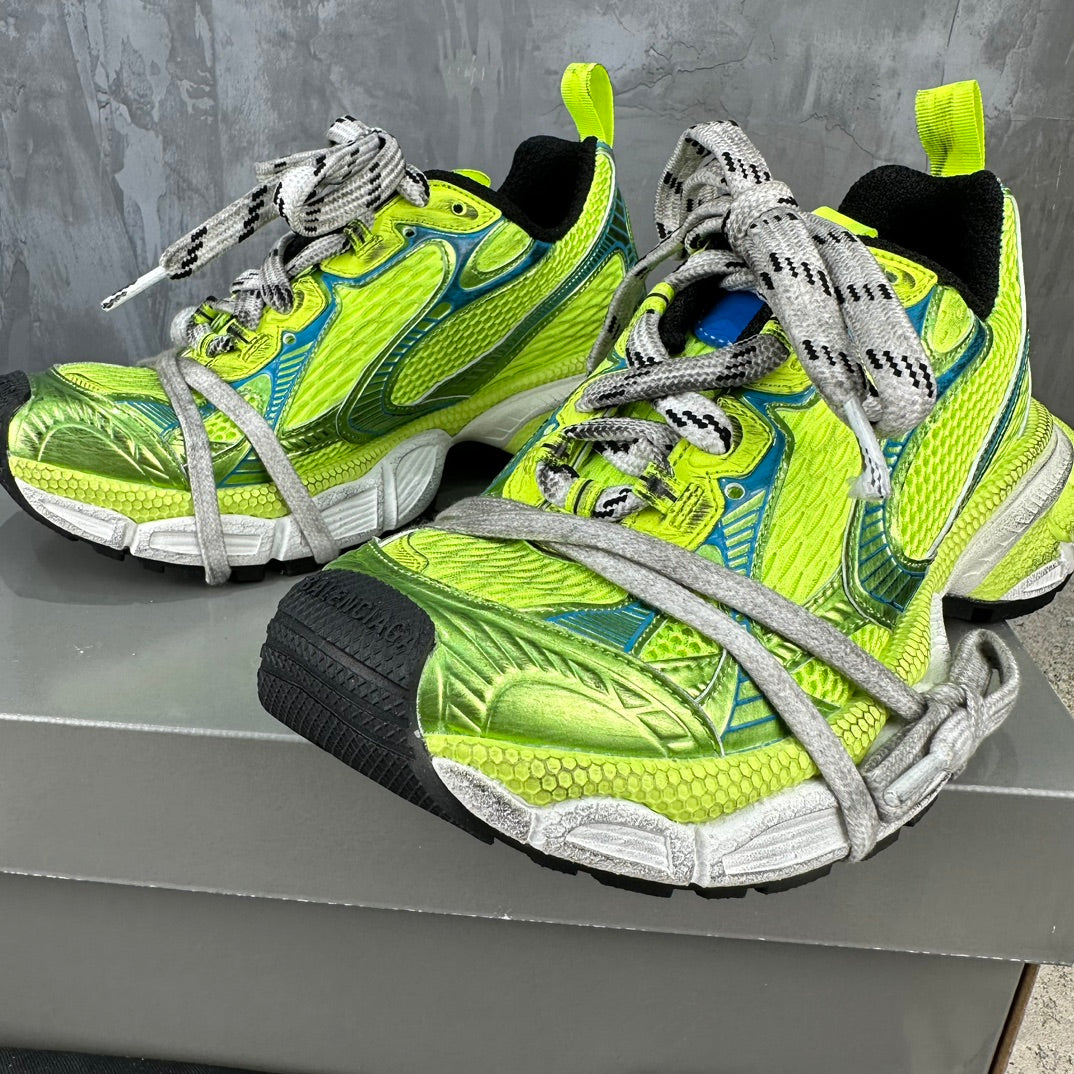 Balenciaga Triple S 'Silver Grey