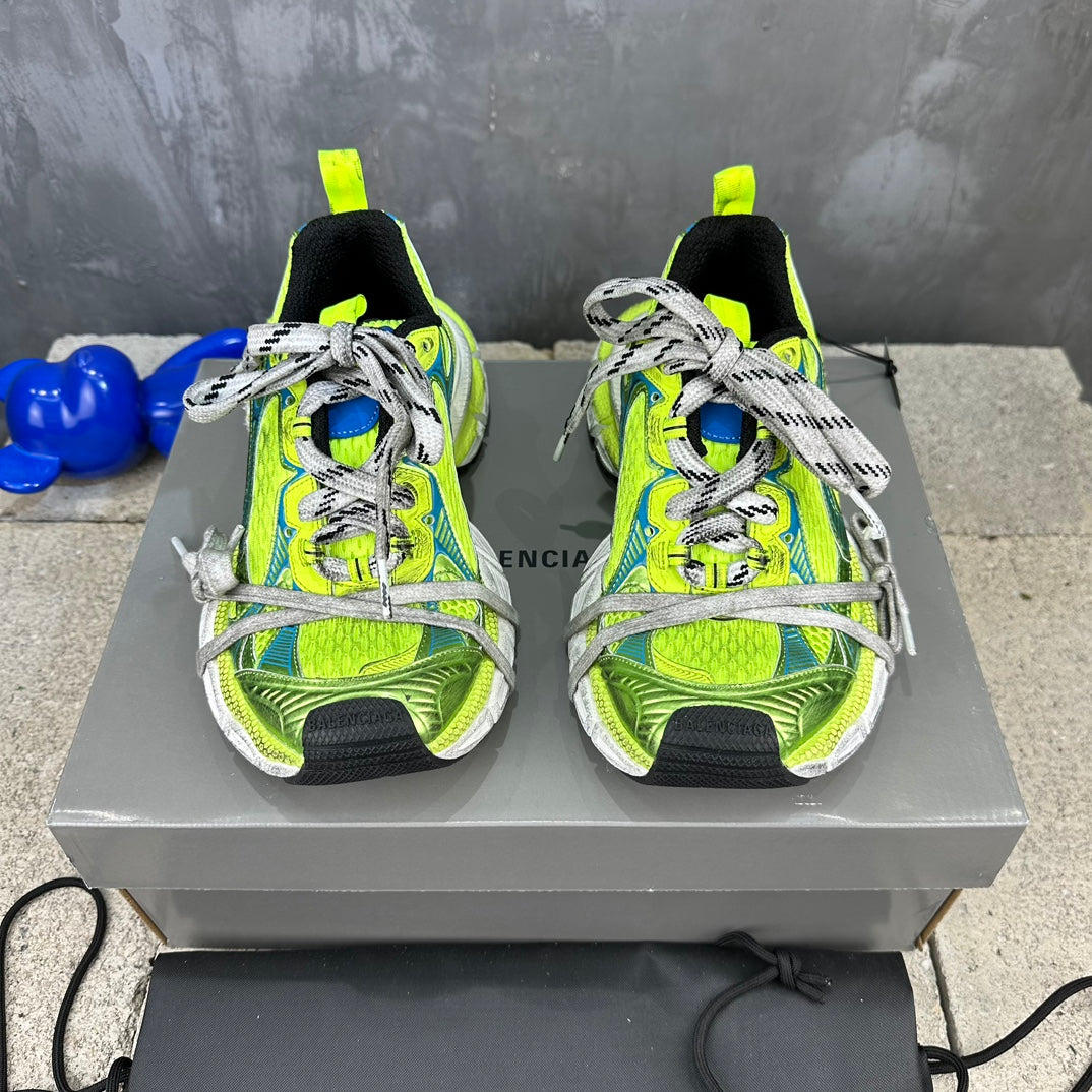 Balenciaga Triple S 'Silver Grey