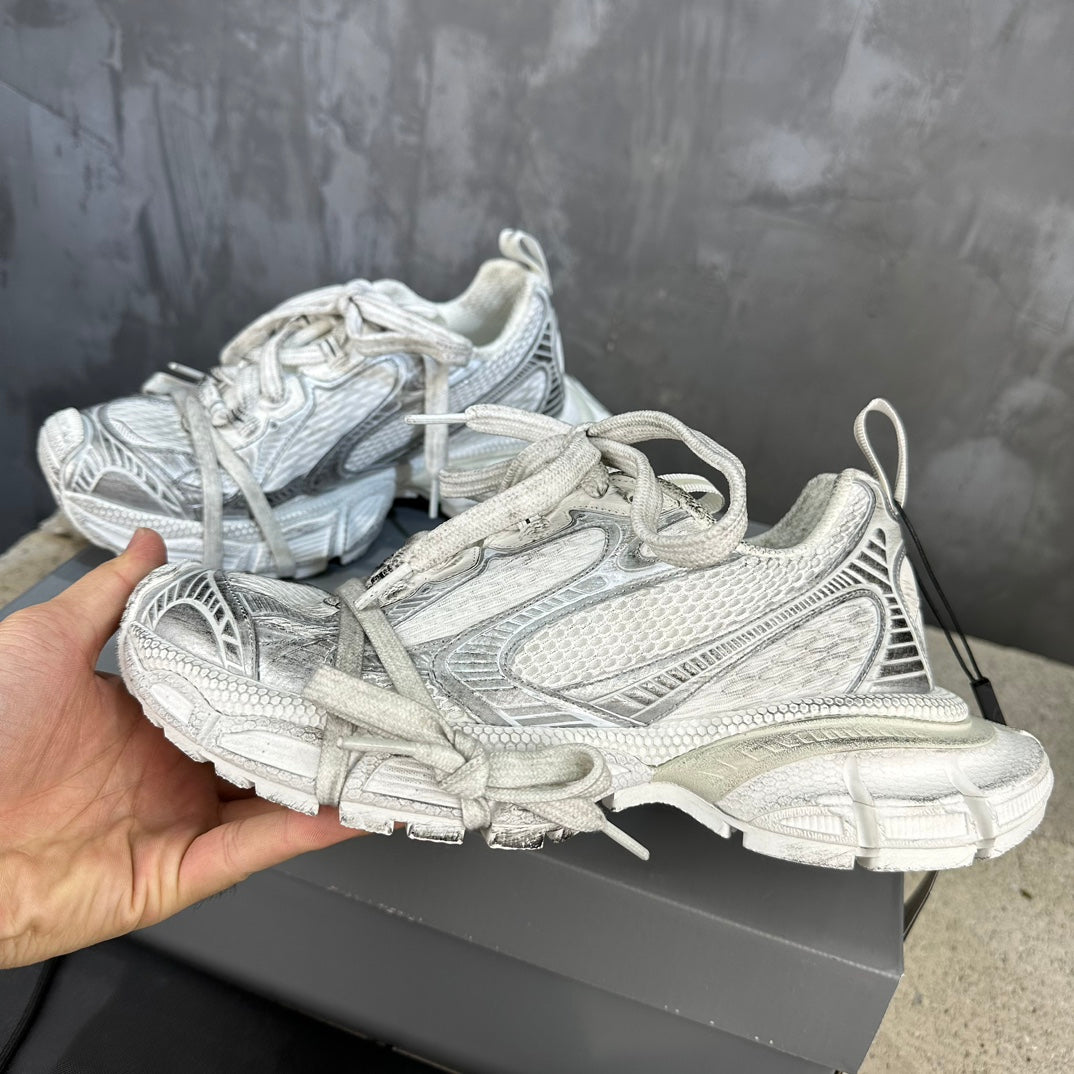 Balenciaga Triple S 'Silver Grey