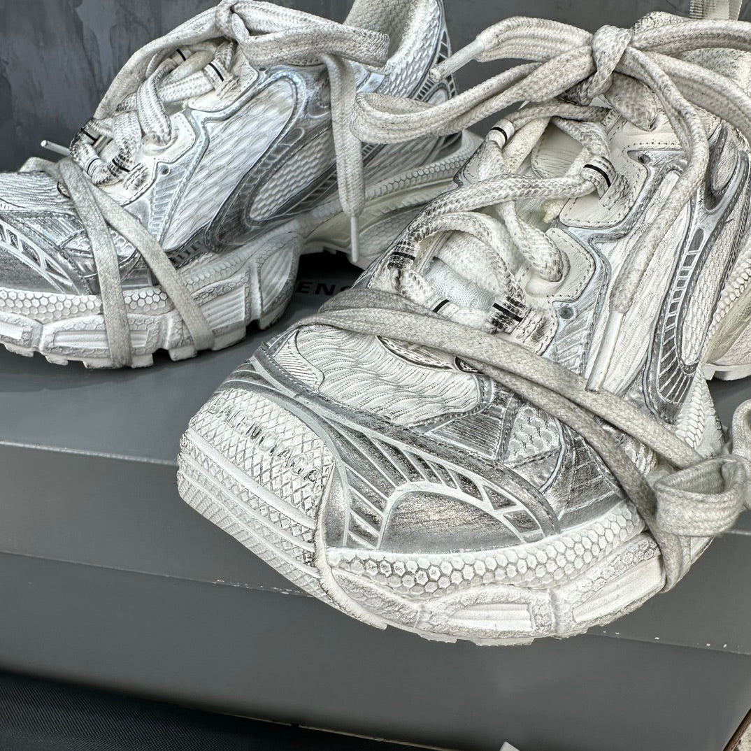 Balenciaga Triple S 'Silver Grey