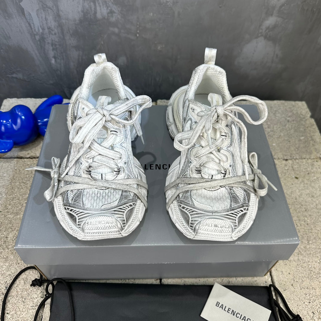 Balenciaga Triple S 'Silver Grey