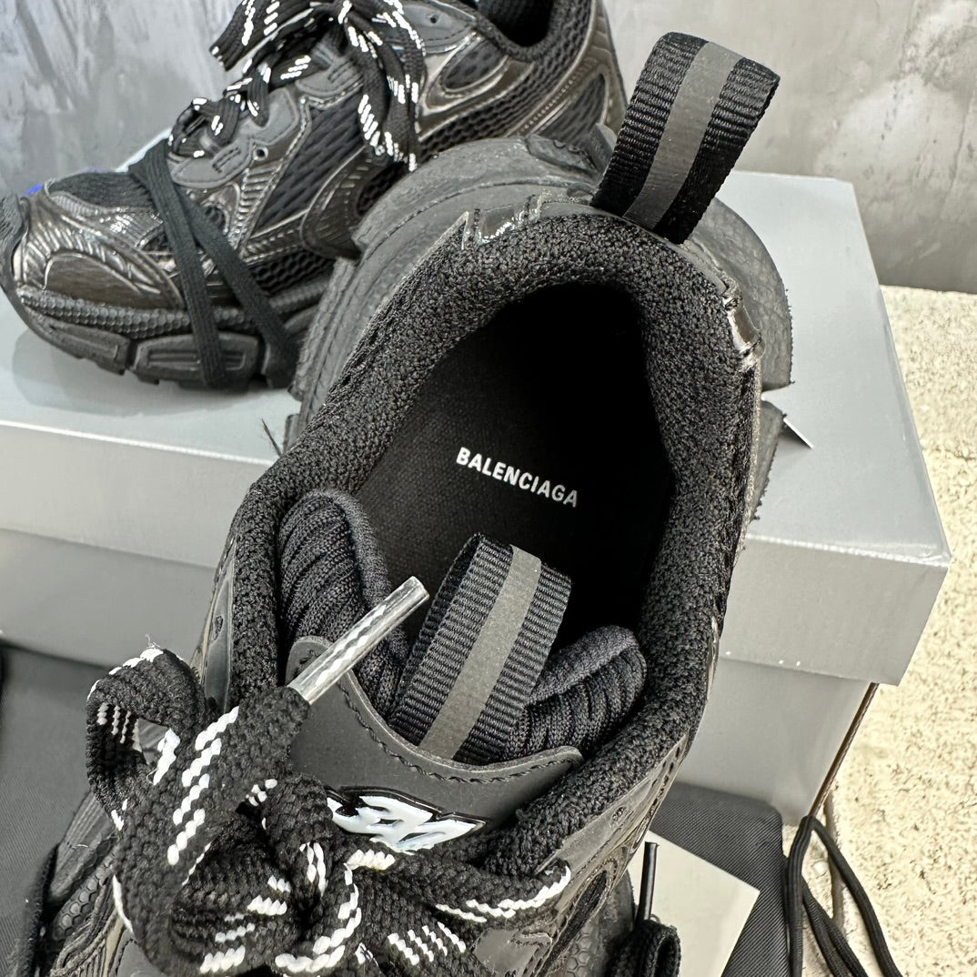 Balenciaga Triple S 'Silver Grey