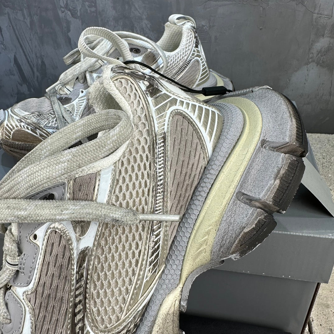 Balenciaga Triple S 'Silver Grey