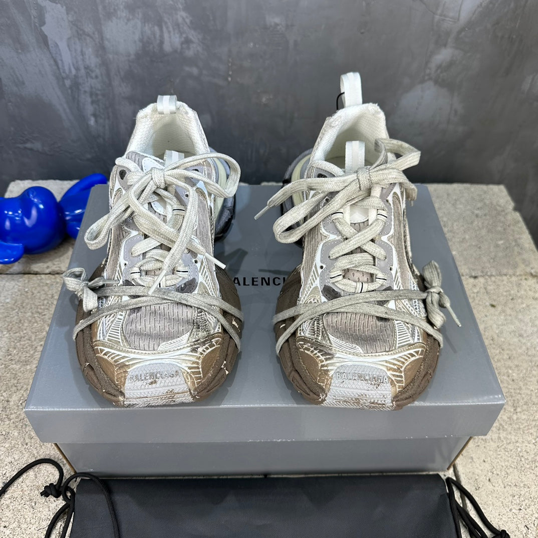 Balenciaga Triple S 'Silver Grey