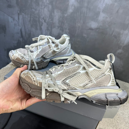 Balenciaga Triple S 'Silver Grey