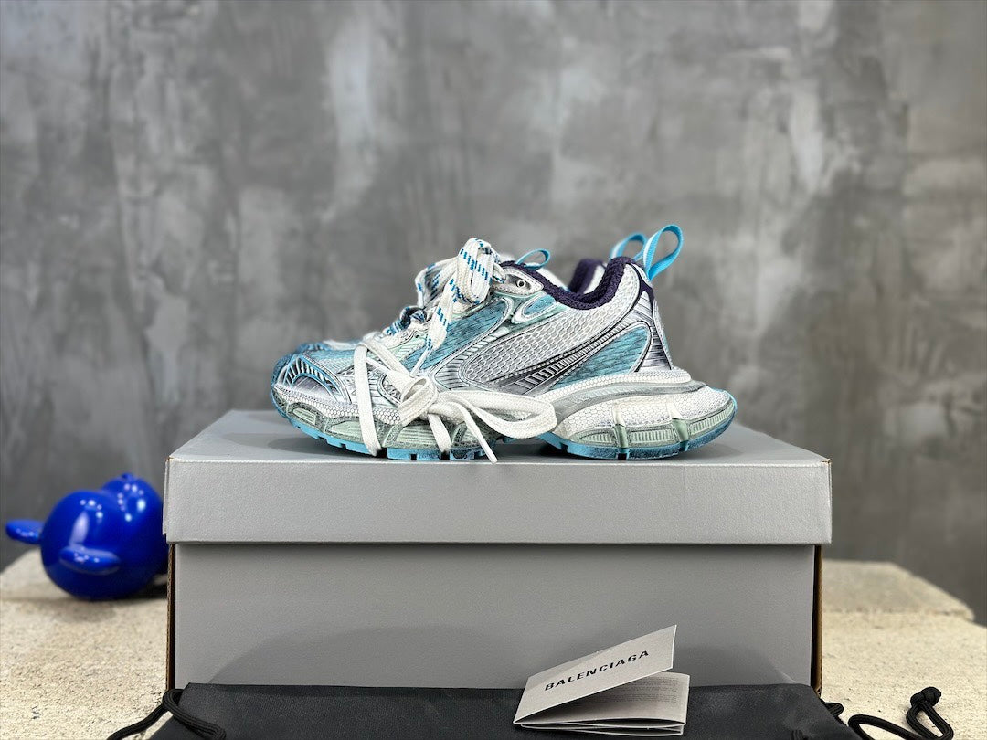 Balenciaga Triple S 'Silver Grey