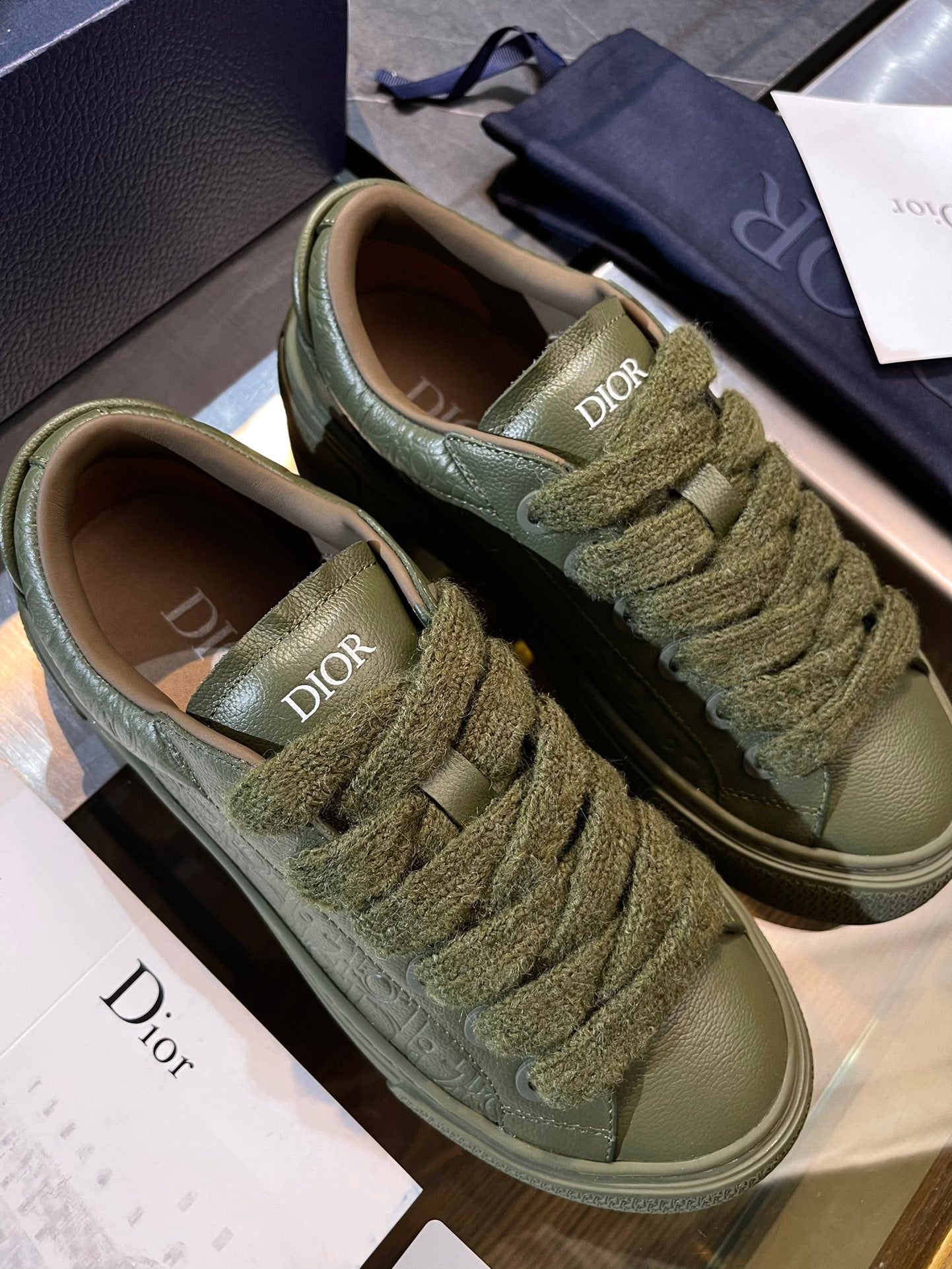The B33 Spin sneaker Dior