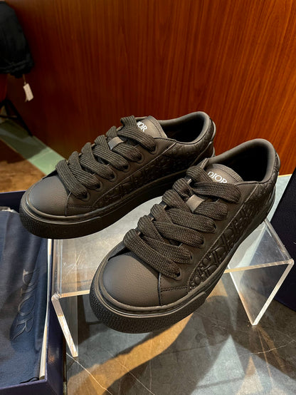 The B33 Spin sneaker Dior