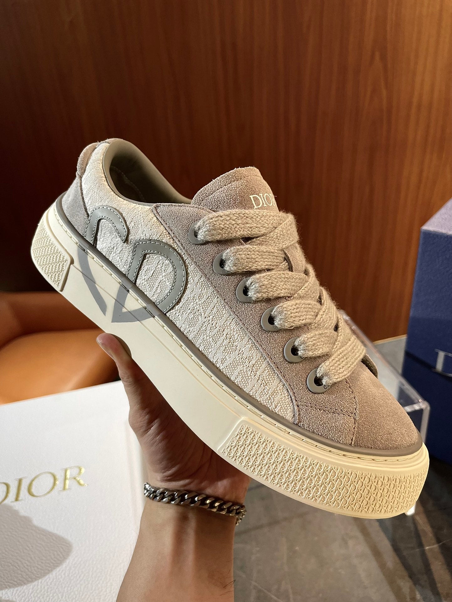 The B33 Spin sneaker Dior