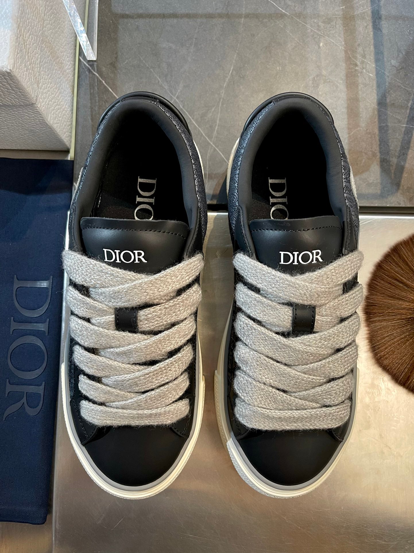 The B33 Spin sneaker Dior