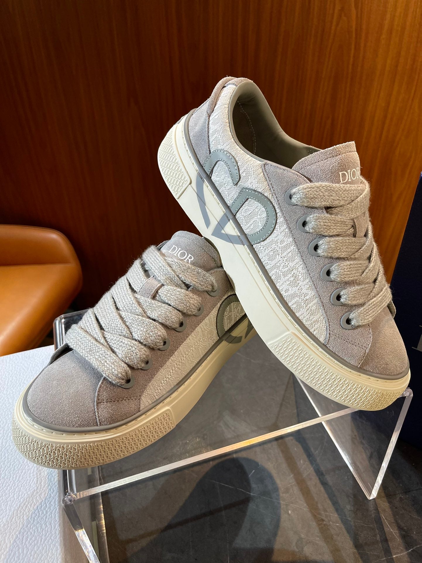 The B33 Spin sneaker Dior